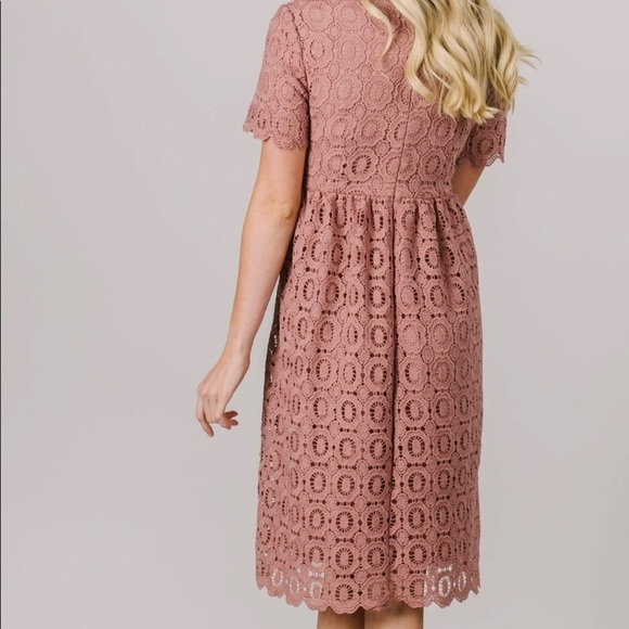 Mauve Rose Lace Dress NWT ‼️FINAL SALE - Picture 2 of 5